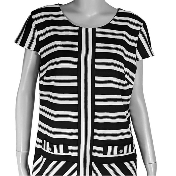 Karl Lagerfeld Paris Directional Stripe Cap Sleeve - Picture 2 of 9